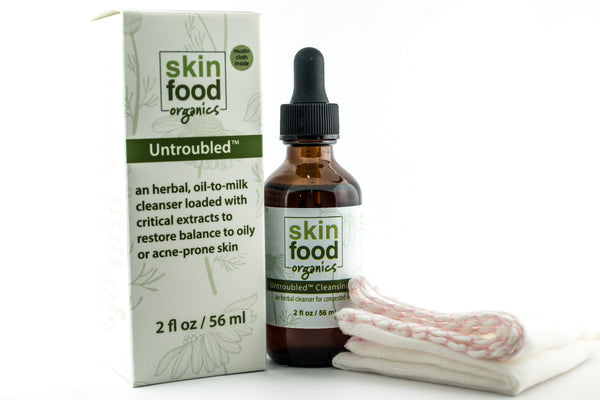 Untroubled Cleansing Oil